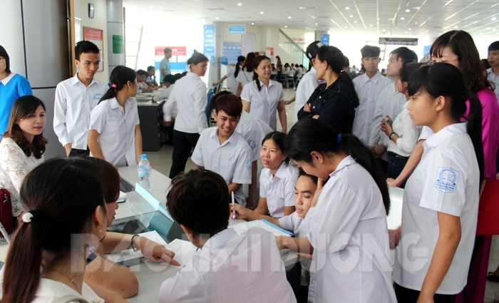 Hai Duong Job Services Center to reopen direct job transactions from May 14